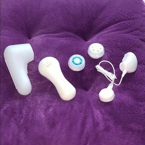 CLARISONIC MIA 2 + BRUSH HEADS